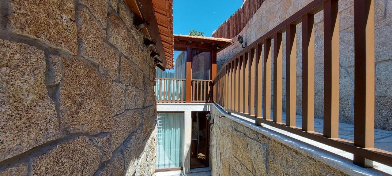 Casa Guardiao Do Castelo Villa เซลอริโก จิ บาสโต ภายนอก รูปภาพ